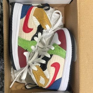 Baby Air Jordan’s Retro 1s —- size 3c